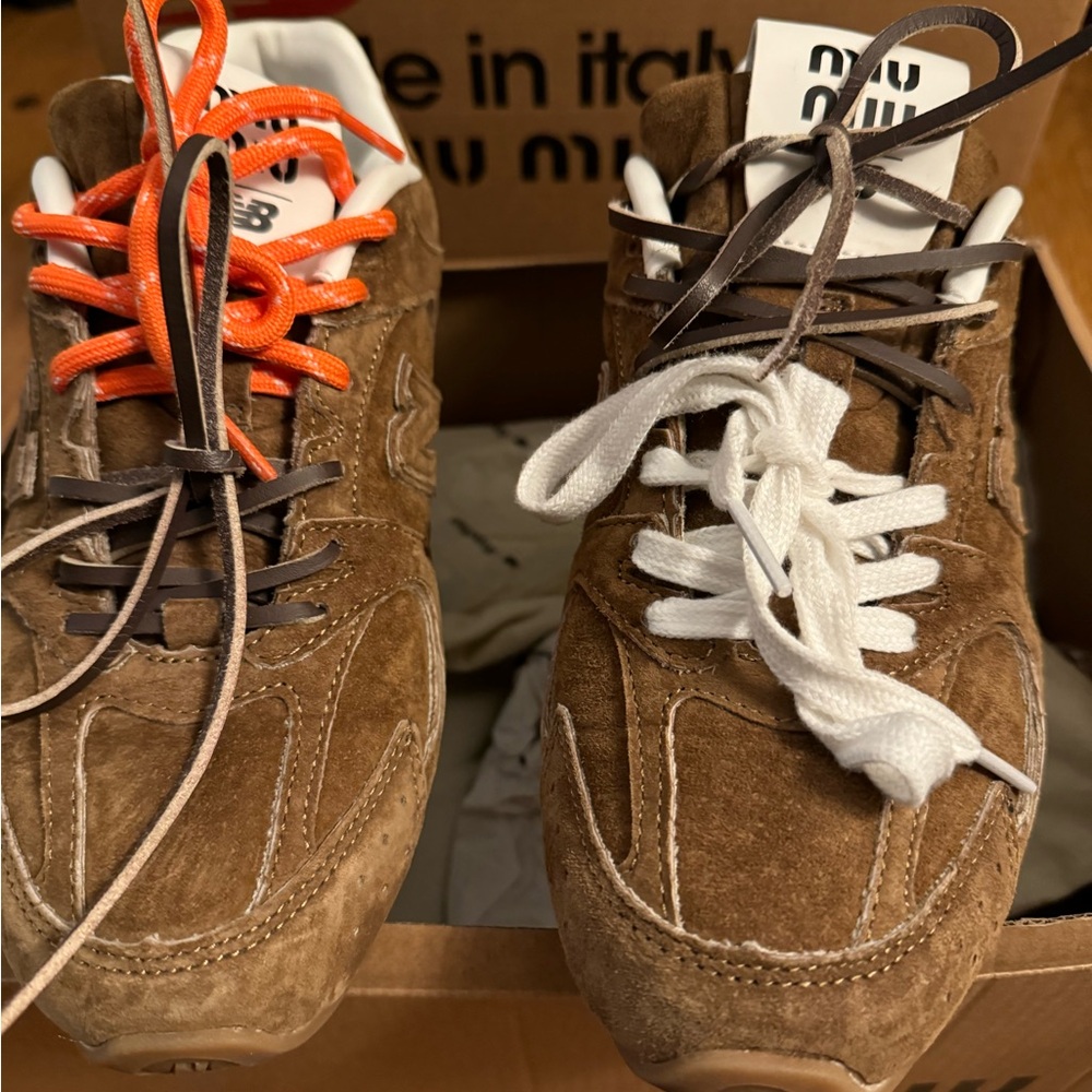 COPY New Balance X Miu Miu 530 SL suede sneakers.